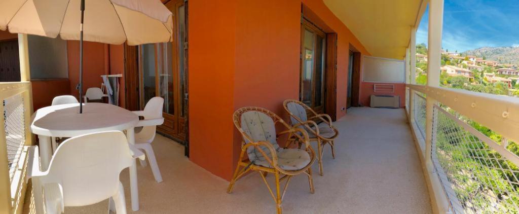 Appartement Altair Le Lavandou Extérieur photo